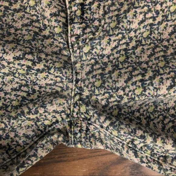 🎄Cabi green/blue ditsy pattern pants SZ 12  skinny - Picture 5 of 11
